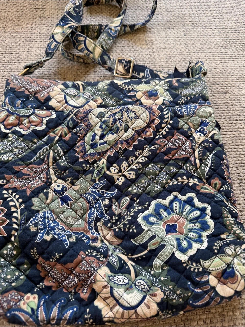 Vera Bradley Navy Floral Quilted Crossbody with Dual Zip Pockets (13)